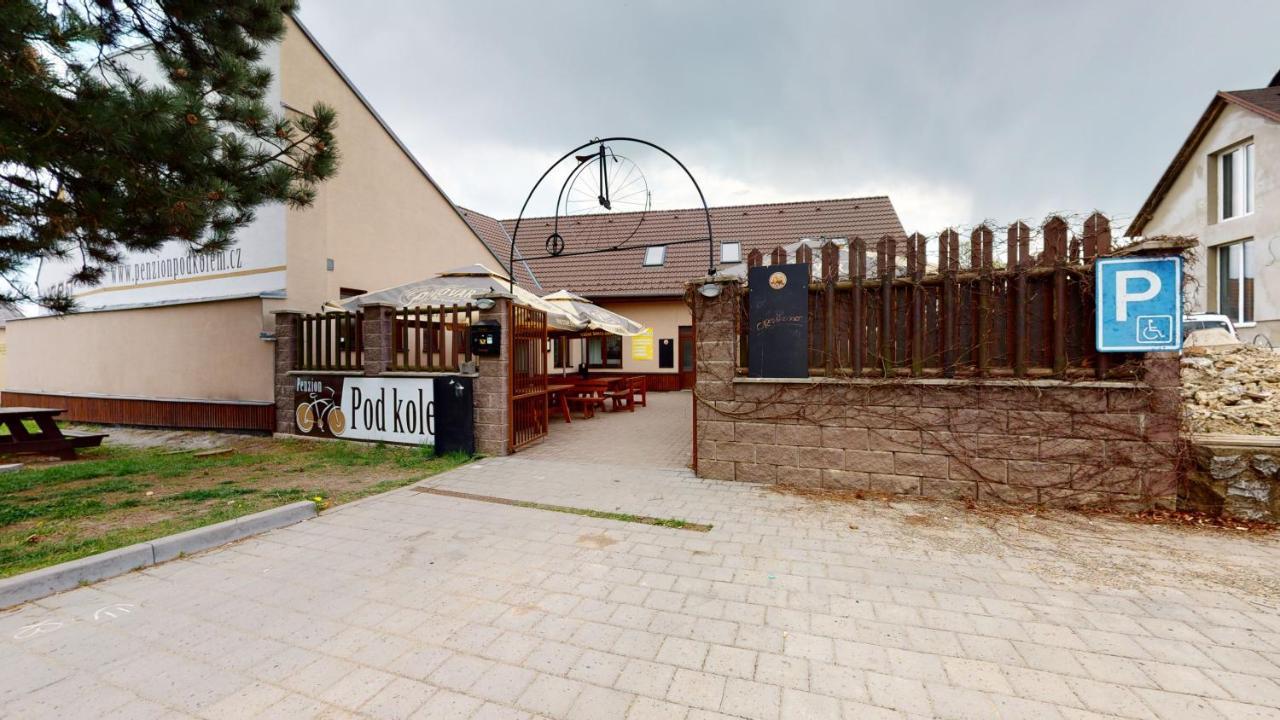Penzion Pod Kolem Sosuvka Bagian luar foto
